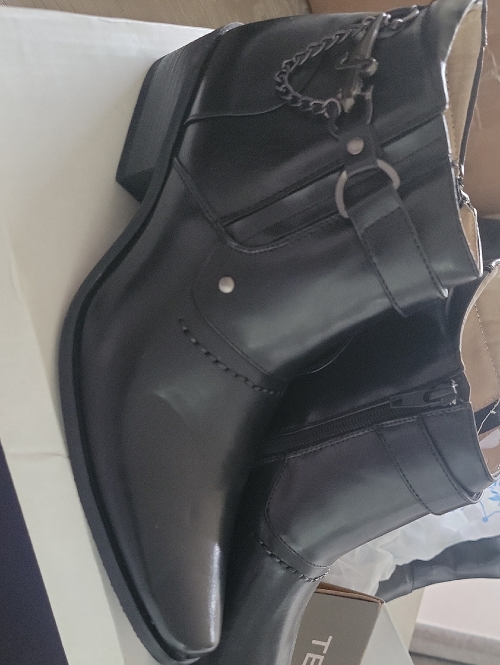 Men's Black Leather Chukka Boots with Buckle Detail - Picture 3 of 7